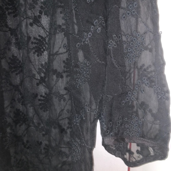 Black 100% Silk Blouse With Floral Embroidery - Picture 5 of 9